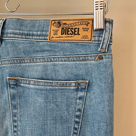 Diesel R-Lowleeh Jeans - Picture 5 of 8